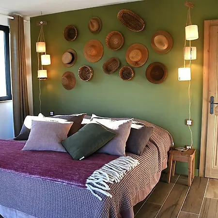 Domaine De La Lochetière D'hôtes Bed & Breakfast 3*