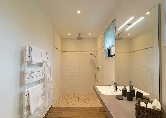 Domaine De La Lochetiere D'hotes Bed & Breakfast